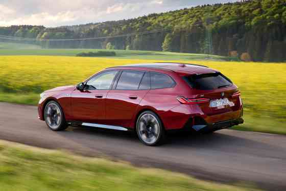 All-new BMW 5 Series Touring coming to PH this year image