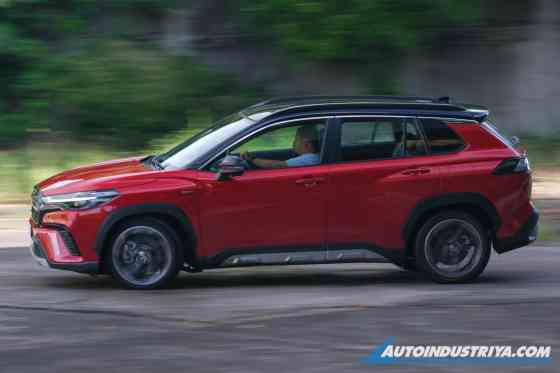 2024 Toyota Corolla Cross 1.8 GR-S HEV image