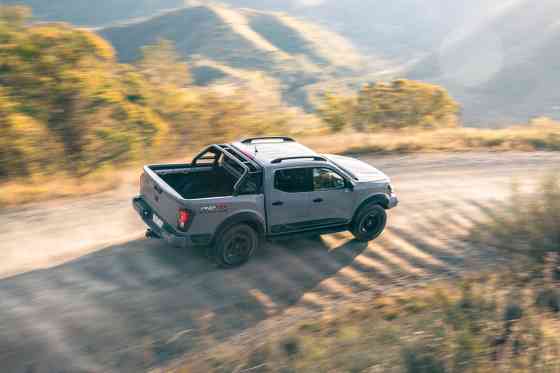 Nissan considering building a NISMO version of Navara image