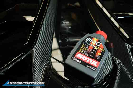 Motul 8100 X-Cess Gen2: Next Generation Lubricant for gasoline and diesel engines image