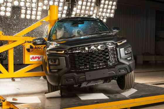 Upcoming JAC T9 gets five-star safety rating from ANCAP image