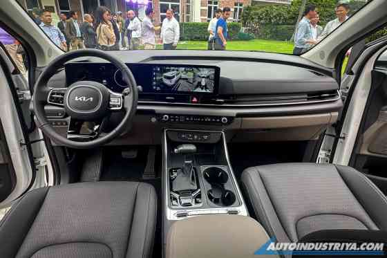 Glow up: 2024 Kia Carnival gets sleek facelift, starts PHP 2.888M image