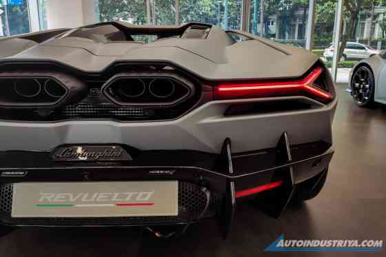 1015 HP Lamborghini Revuelto V12 PHEV quietly arrives in PH image