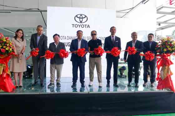 Toyota inaugurates two new service centers in VisMin image