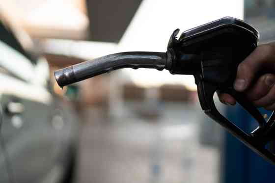 Why running on empty is bad for your car image