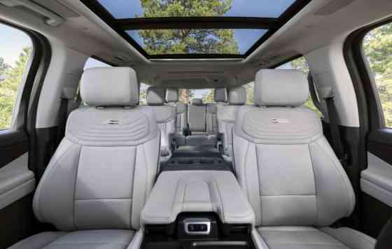 Ford has launched all-new 2025 Expedition, and we miss it image