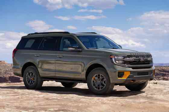 Ford has launched all-new 2025 Expedition, and we miss it image