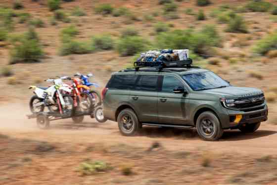 Ford has launched all-new 2025 Expedition, and we miss it image