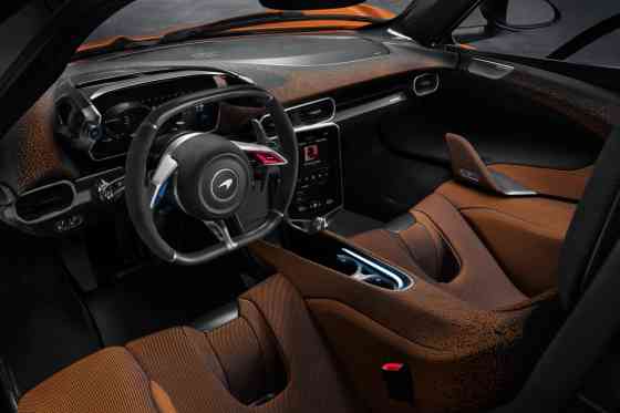 1,275 PS McLaren W1 can go from 0 &ndash; 100 km/h in 2.7 seconds image