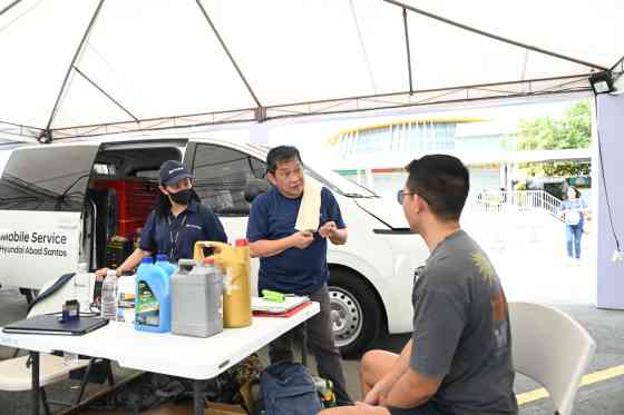 Hyundai Weekend Hangout lets customers have fun while vehicles are serviced image