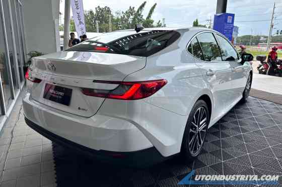 PIMS 2024: This is the all-new Toyota Camry HEV for PH image
