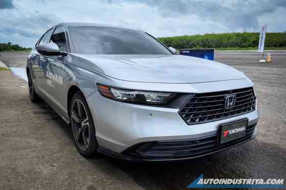 Grip The Future: We test the new Yokohama Advan dB and Sport EV image