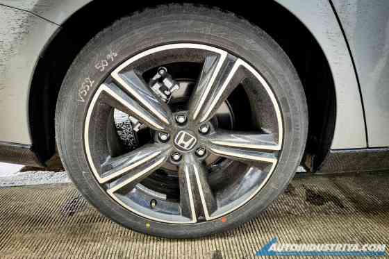 Grip The Future: We test the new Yokohama Advan dB and Sport EV image