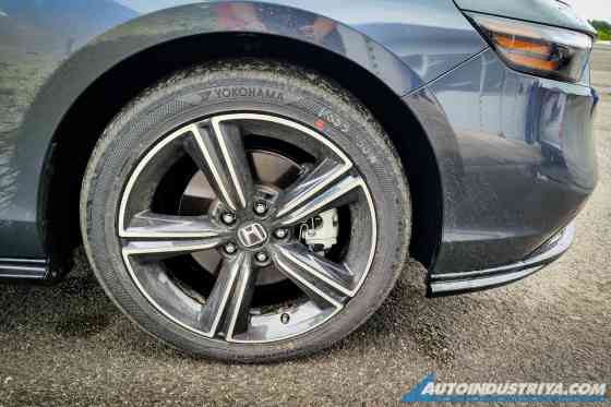 Grip The Future: We test the new Yokohama Advan dB and Sport EV image