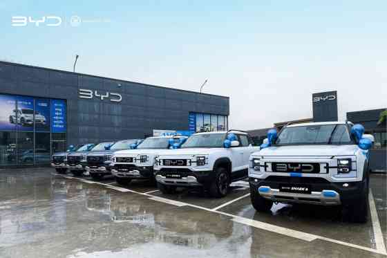 2025 BYD Shark PHEV pickup truck now in Southeast Asia image