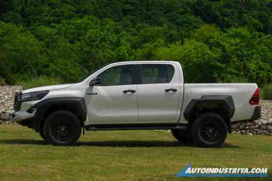 2024 Toyota Hilux GR Sport image