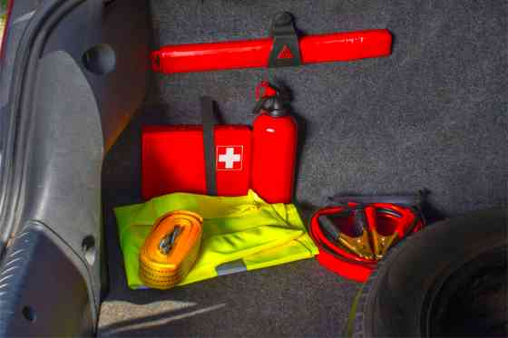 Be a Prepared Motorist: 7 essentials to cover most emergencies image