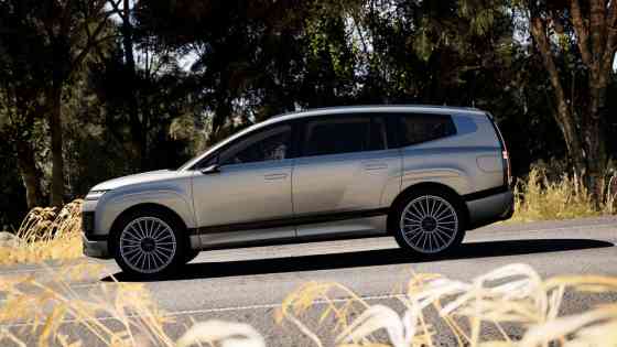 Hyundai unveils its biggest EV SUV, the 2025 Ioniq 9 image