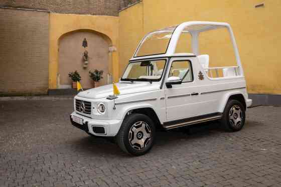 All-new Popemobile is an electric Mercedes-Benz G-Class image