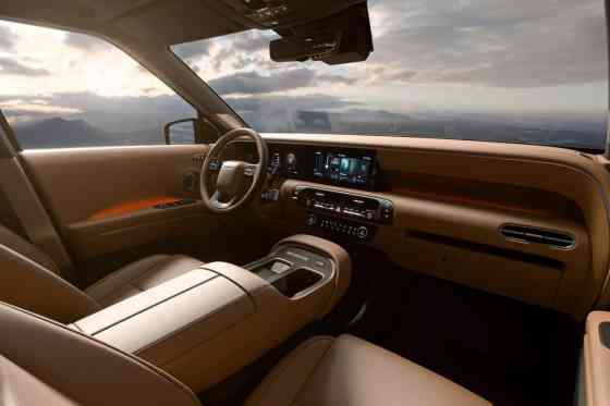 Say hello to the all-new (and boxier) Hyundai Palisade image