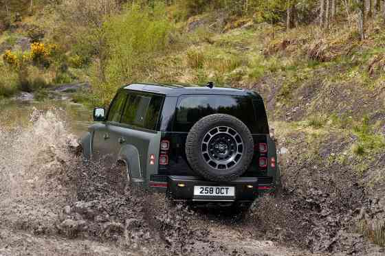 635 HP Land Rover Defender coming to PH in 2025 image