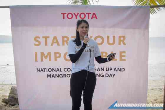 Toyota PH successfully holds National Coastal Cleanup & Mangrove Planting Day image