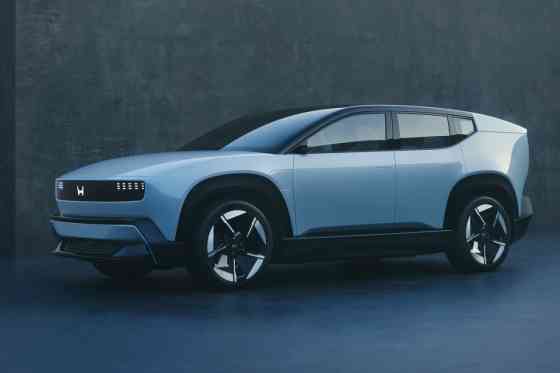 Honda revives ASIMO as software platform of 0 Series EVs image