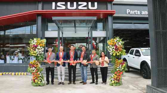 Two new Isuzu IOS dealerships open in Rizal image