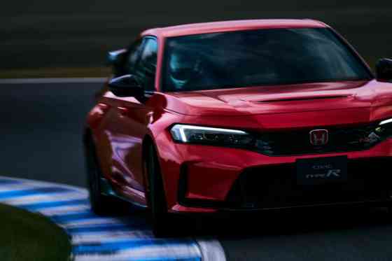 Dark Mode: Honda Civic Type R interior package trades red for black suede image