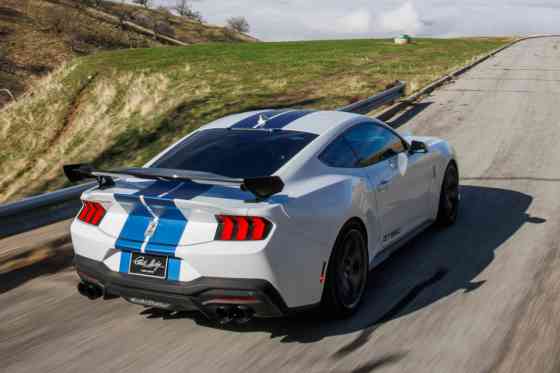 2025 Shelby GT350 Mustang returns with serious power image