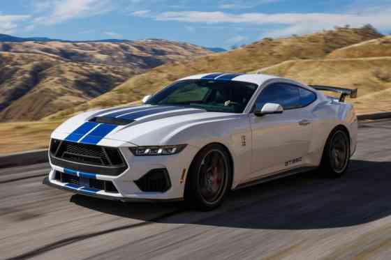 2025 Shelby GT350 Mustang returns with serious power image