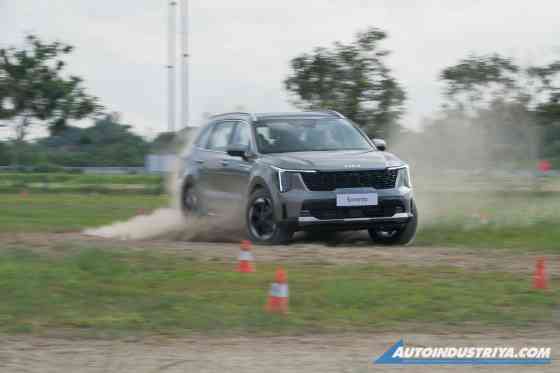 2025 Kia Sorento Turbo HEV Launch image