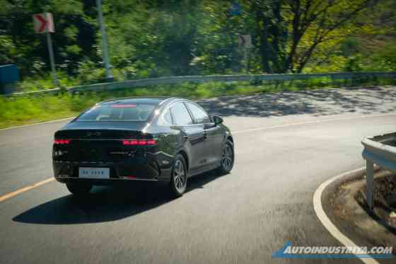 First Drive: 5 Things We Liked In 2025 BYD Seal 5 DM-i Dynamic image