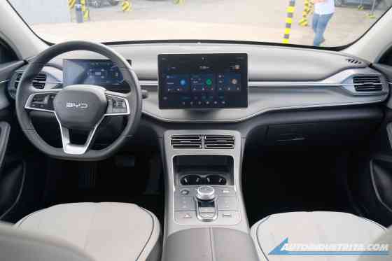 First Drive: 5 Things We Liked In 2025 BYD Seal 5 DM-i Dynamic image