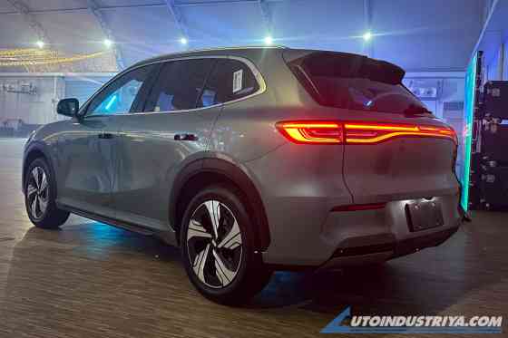 2025 Geely EX5 previewed in PH image