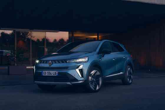 Mitsubishi resurrects the Grandis as hybrid SUV image