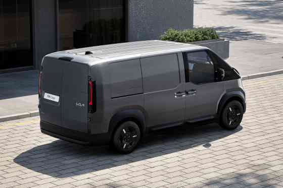 Kia PV5 is the 2026 International Van of The Year image