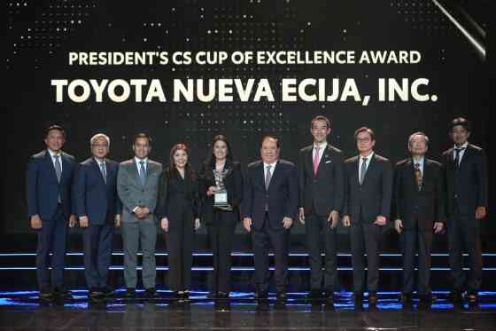 Toyota Motor Philippines honors 2024 top-performing dealers at annual awards image