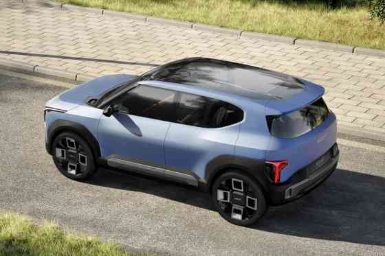 EV2 Concept is Kia&rsquo;s funky electric crossover image