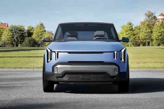 EV2 Concept is Kia&rsquo;s funky electric crossover image