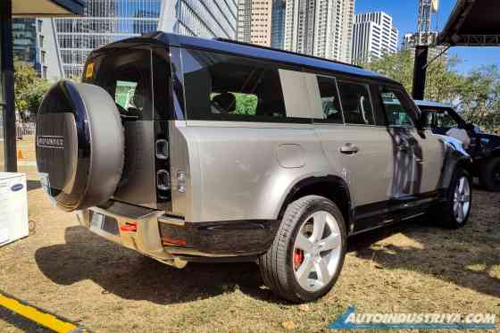 Land Rover PH is selling a Defender 130 with captain seats image