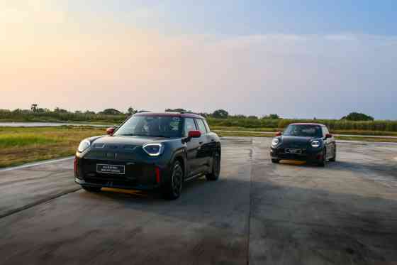 The Thailand Job: Mini Aceman SE, Cooper SE drive image
