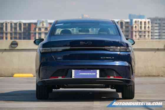 2025 BYD Seal 5 Premium PHEV image