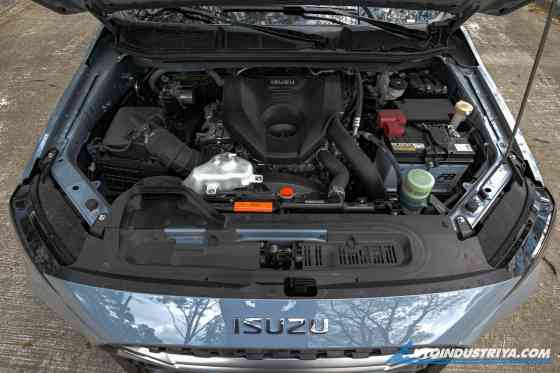 2025 Isuzu mu-X facelift debuts with PHP 1.725M starting price image