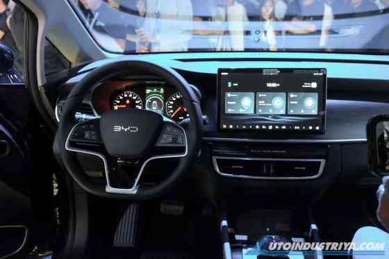 MIAS 2025: All-electric BYD eMAX 7 to shake up MPV market image