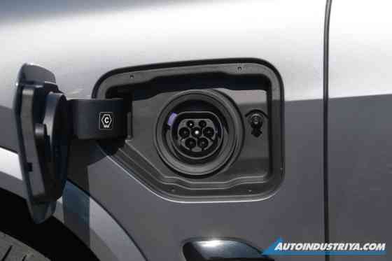 2025 BMW X5 xDrive50e M Sport PHEV image