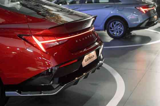MIAS 2025: Hyundai Elantra returns to PH with hybrid, ICE engines image