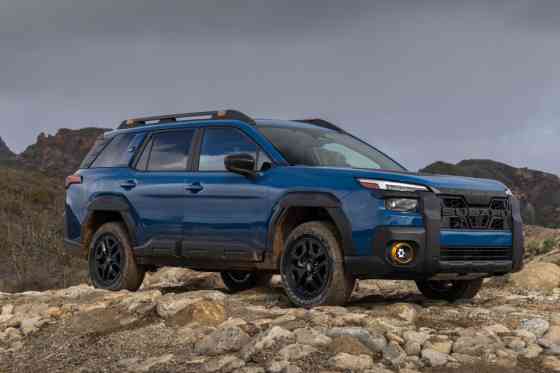 2025 Subaru Outback looks more SUV than wagon image