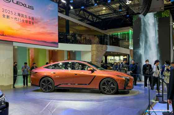 All-new 2026 Lexus ES unveiled at Shanghai Auto Show image
