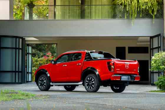 2025 Mazda BT-50 facelift launches in PH; starts at PHP 1.550M image